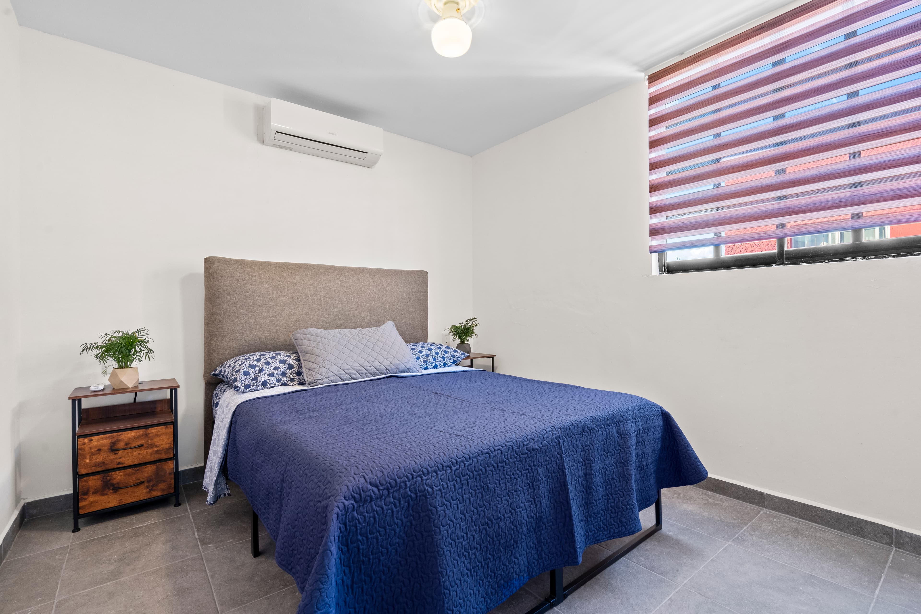 Secondary bedroom at Versalles 837